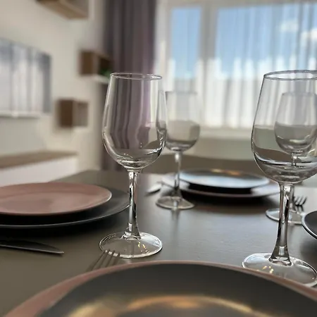 Apartament Paryska 3 شقة *